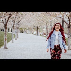 Meet your Posher, Kenia